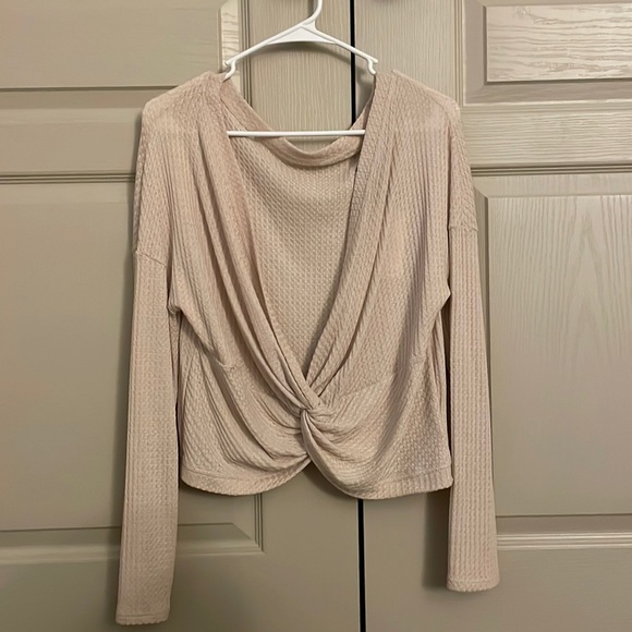 Twist lightweight sweater - Picture 1 of 2